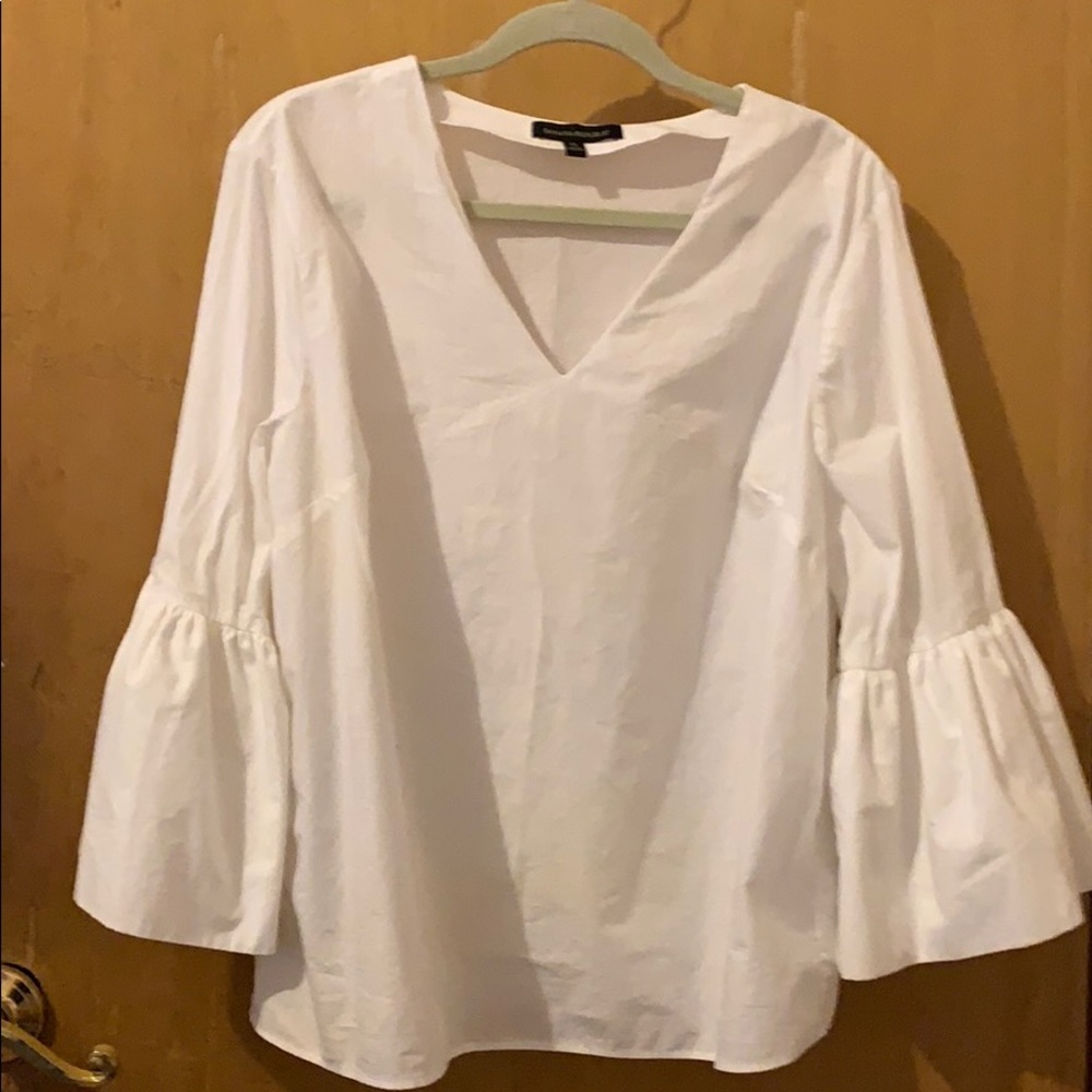 Banana Republic Bell sleeve blouse